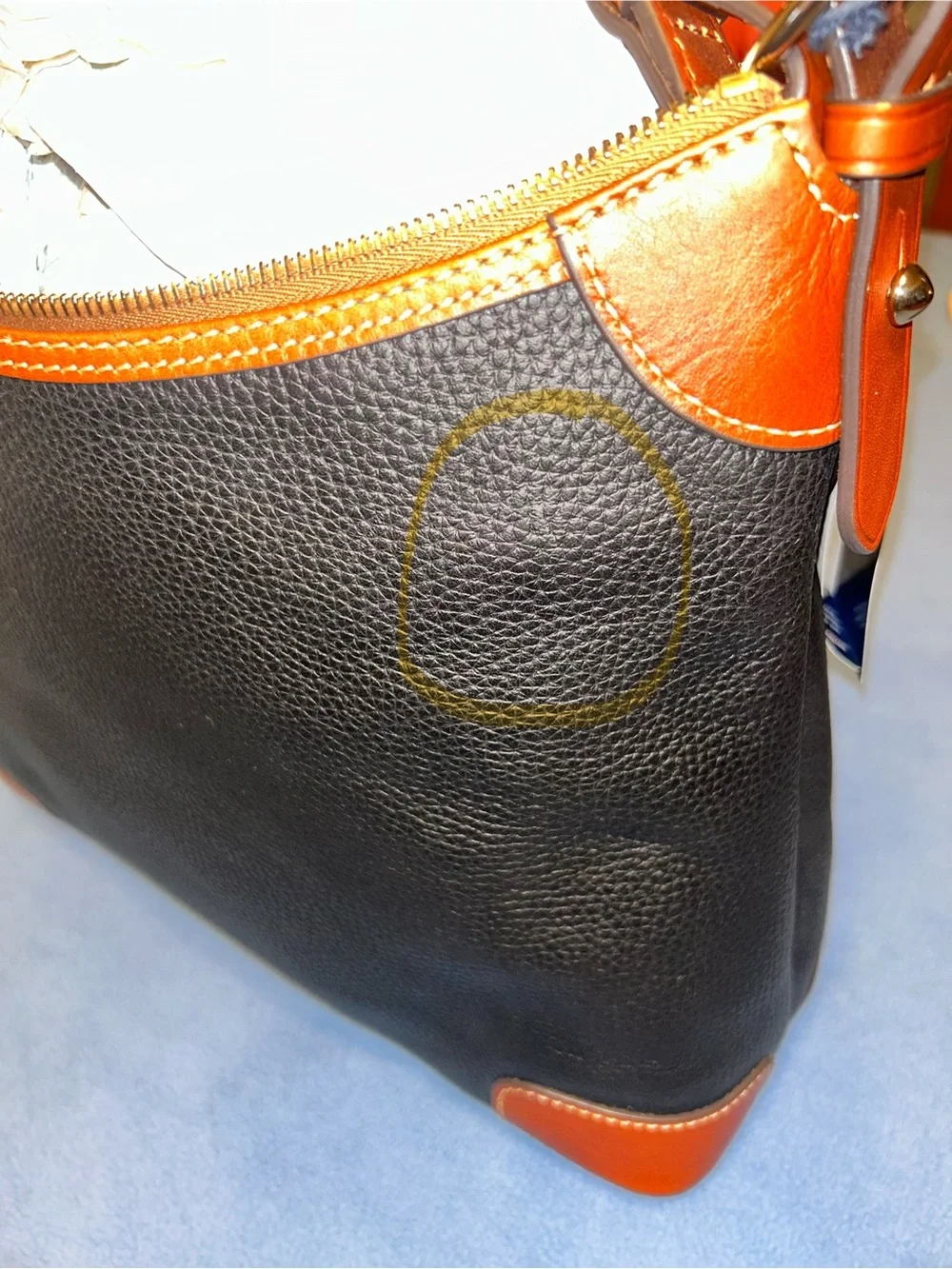 Dooney & Bourke authentic dooney
